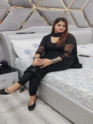 Call Girl in Chirmiri